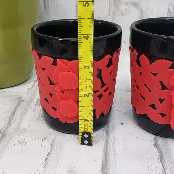 Set of 2 Black/Red Make My Day Ceramic Hot Beverage Cups with Silicone Sleeve - Picture 9 of 9